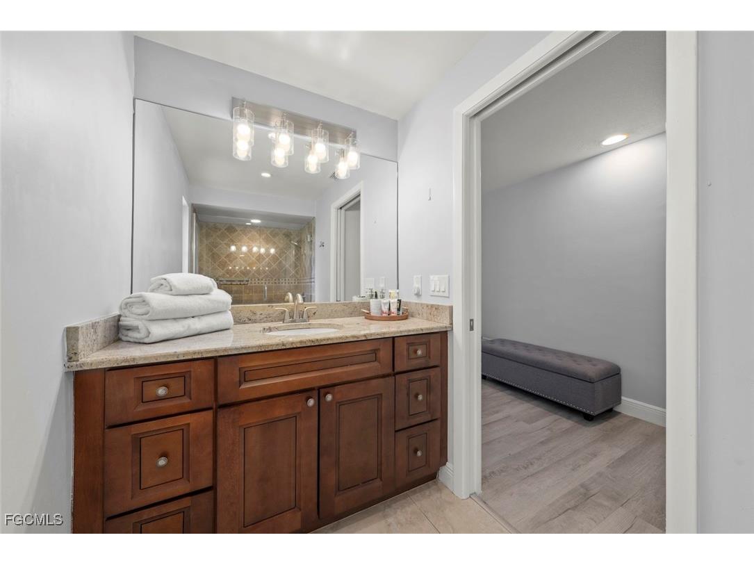 12150 Mcgregor Boulevard Fort Myers FL 33919 2025007374 image29