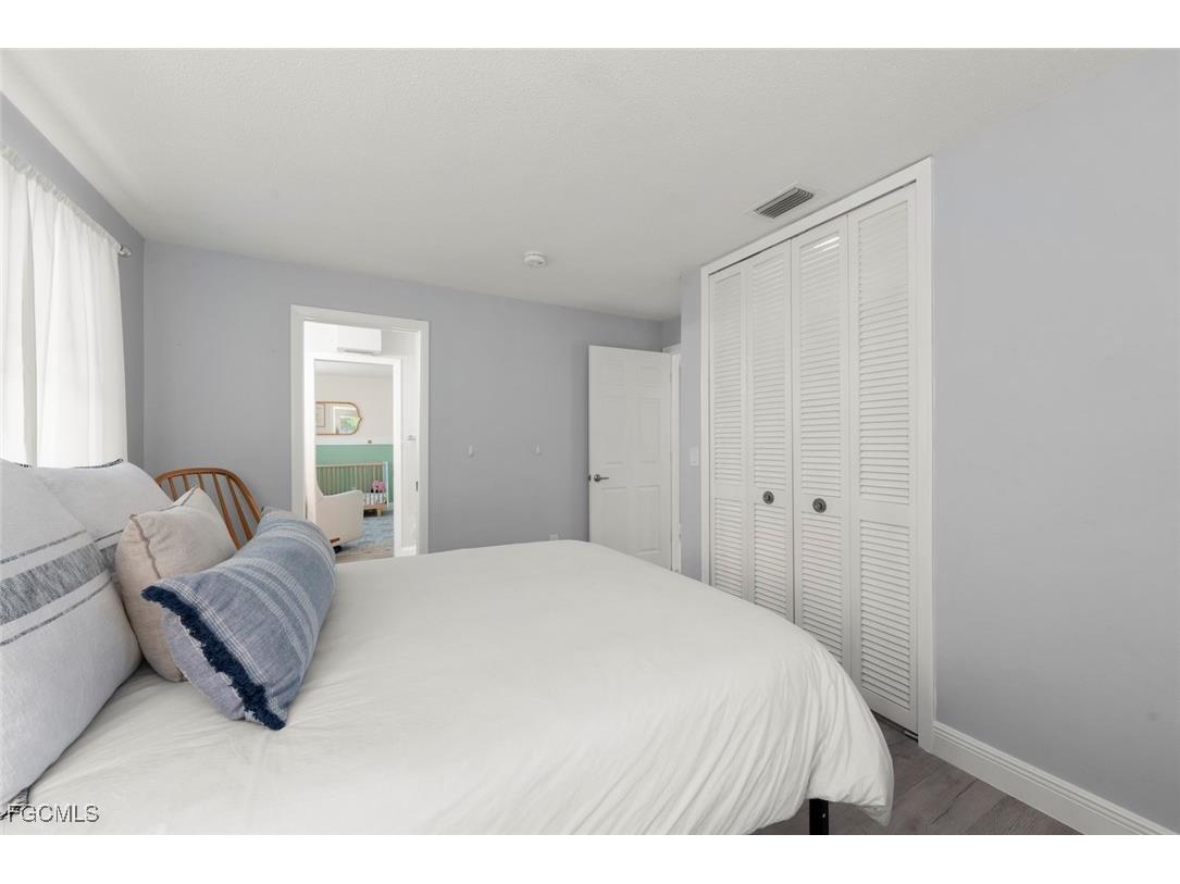 12150 Mcgregor Boulevard Fort Myers FL 33919 2025007374 image38