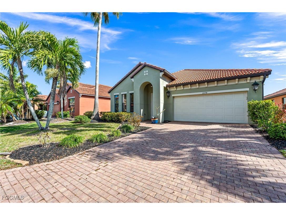 12154 Country Day Circle Fort Myers FL 33913 2025025367 image1