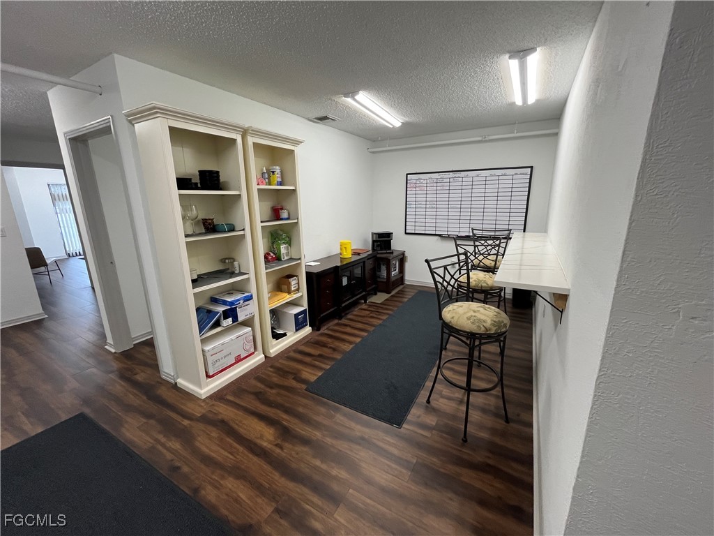 12155 Metro Parkway #4 Fort Myers FL 33966 2025009225 image6