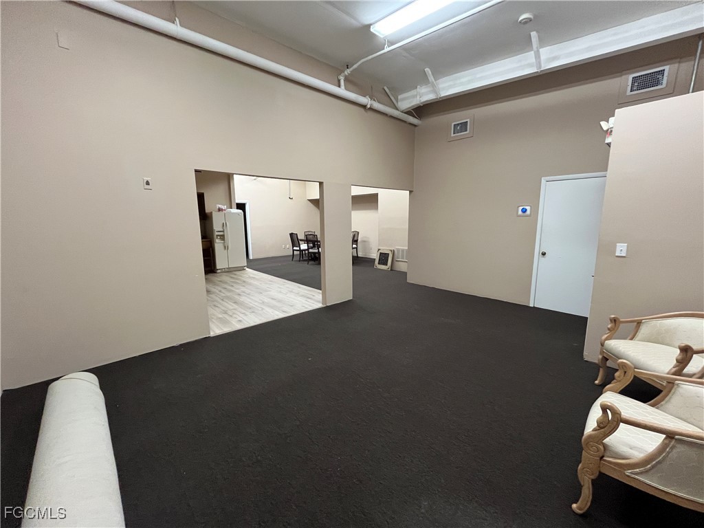 12155 Metro Parkway #4 Fort Myers FL 33966 2025014763 image5