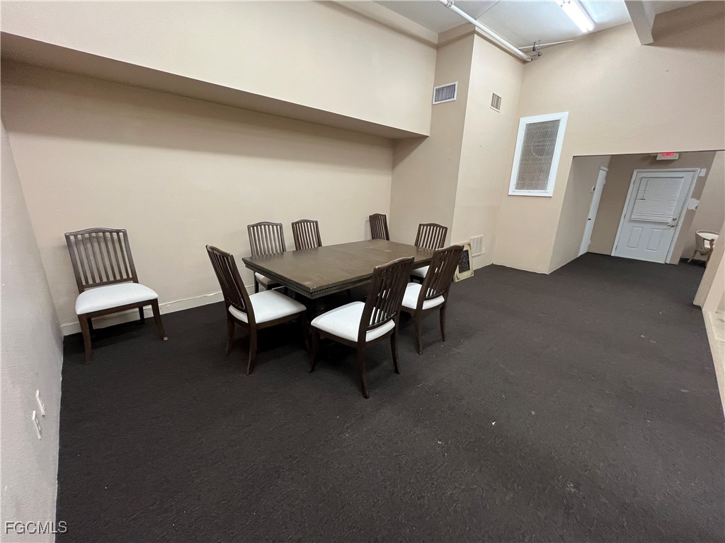 12155 Metro Parkway #4 Fort Myers FL 33966 2025014763 image8