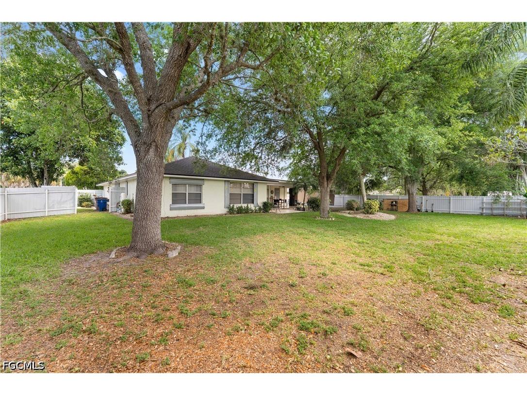 1216 E 3rd Street Lehigh Acres FL 33936 2026018008 image27