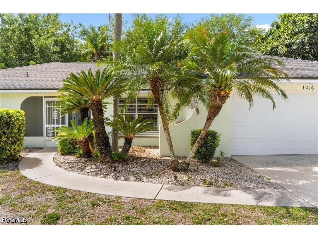 1216 E 3rd Street Lehigh Acres FL 33936 2026018008 image4