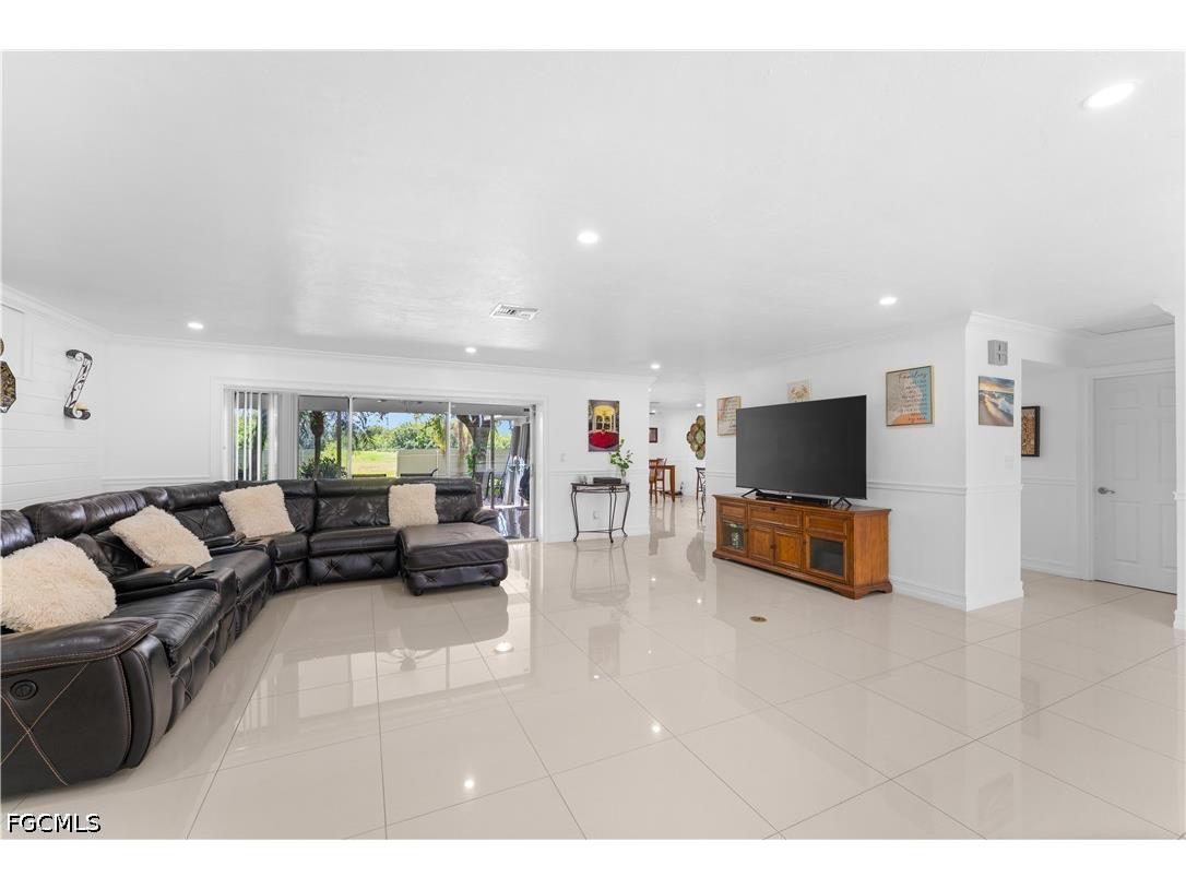 1216 E 3rd Street Lehigh Acres FL 33936 2026018008 image7