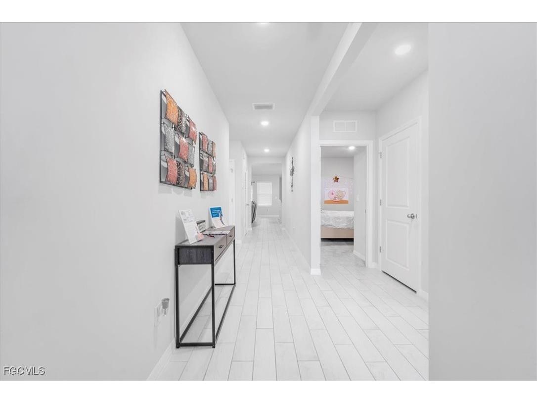 1216 NW 21st Place Cape Coral FL 33993 2025024037 image13