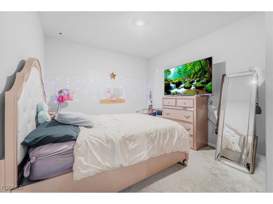 1216 NW 21st Place Cape Coral FL 33993 2025024037 image21