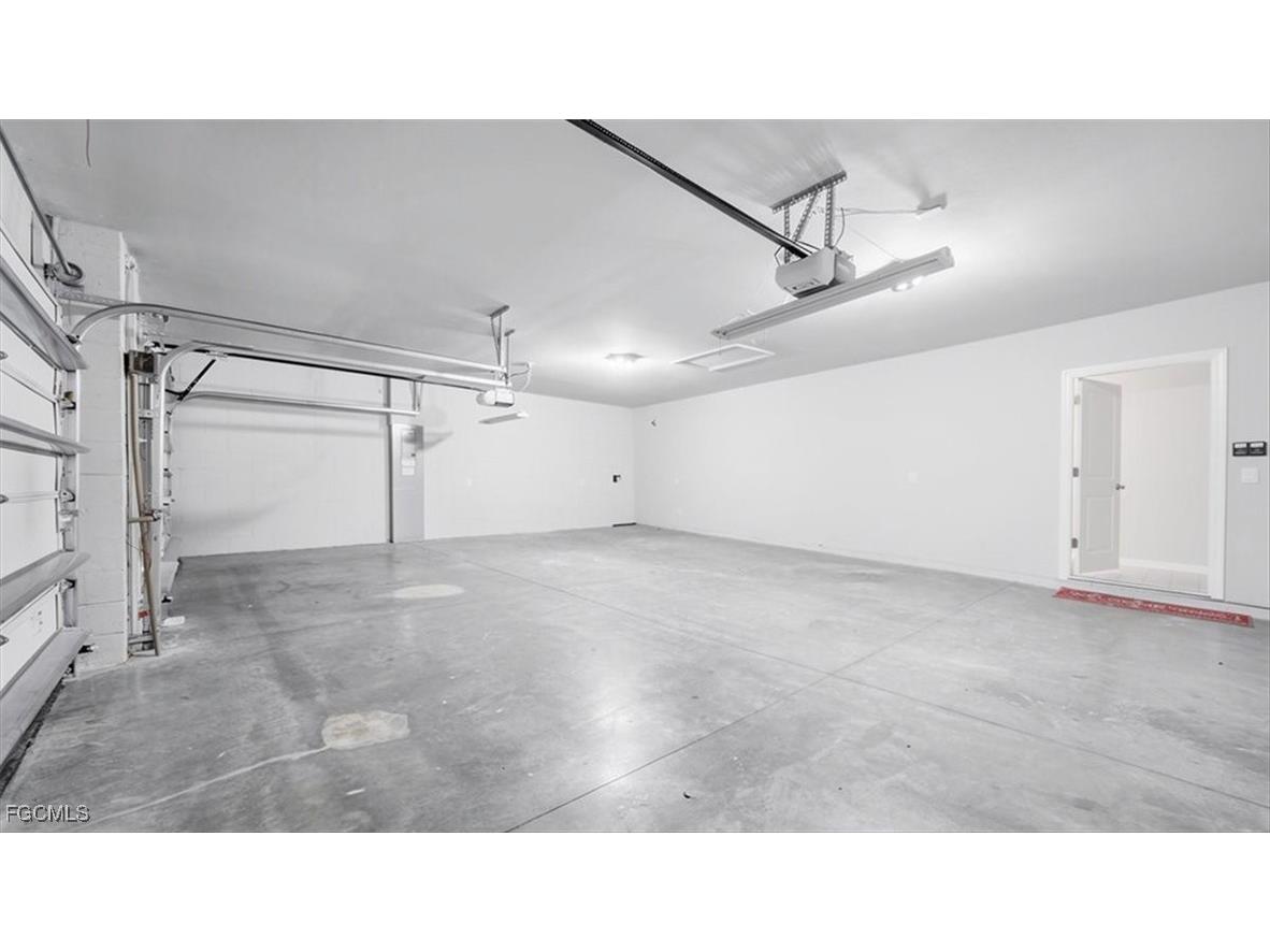 1216 NW 21st Place Cape Coral FL 33993 2025024037 image27