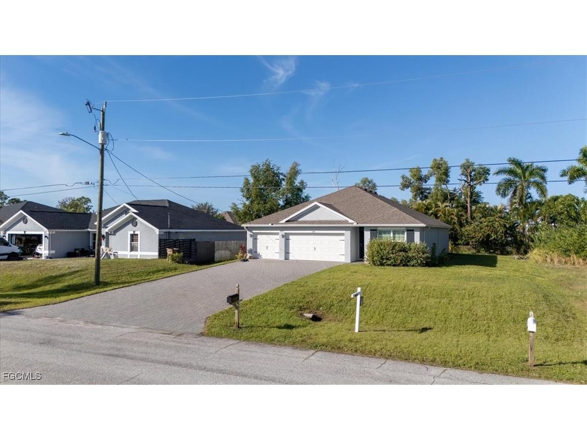 1216 NW 21st Place Cape Coral FL 33993 2025024037 image4