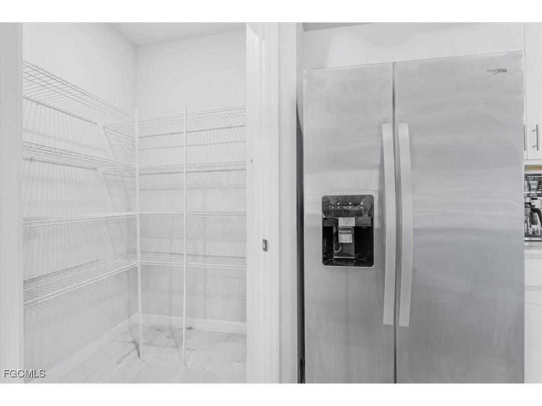 1216 NW 21st Place Cape Coral FL 33993 2025024037 image44