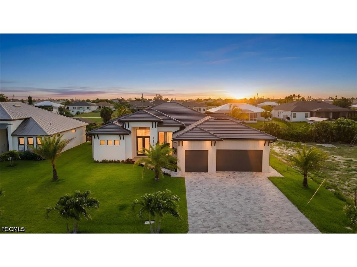1216 NW 32nd Place Cape Coral FL 33993 2026023629 image1