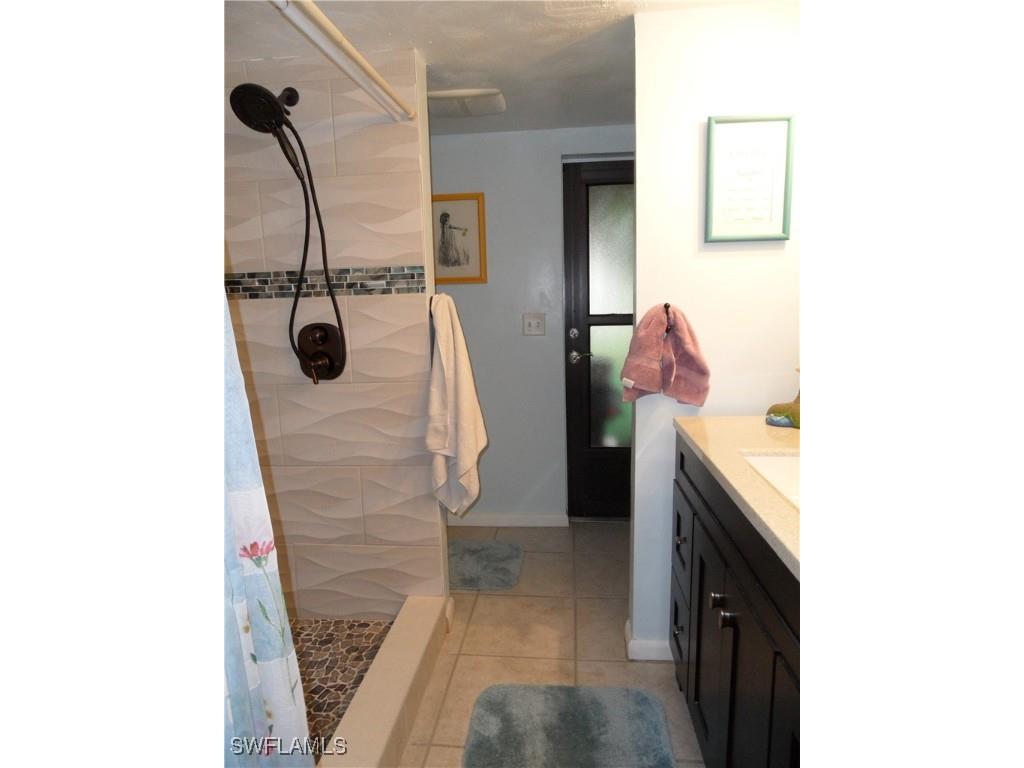 1216 SE 22nd Place Cape Coral FL 33990 225036554 image18