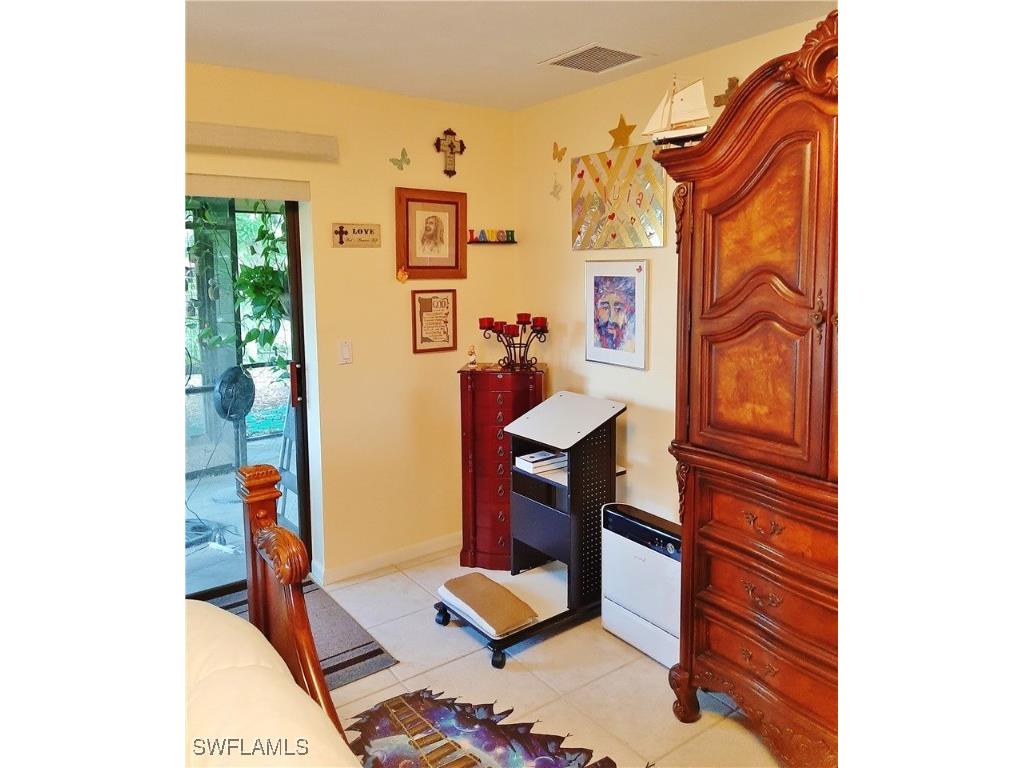 1216 SE 22nd Place Cape Coral FL 33990 225036554 image8