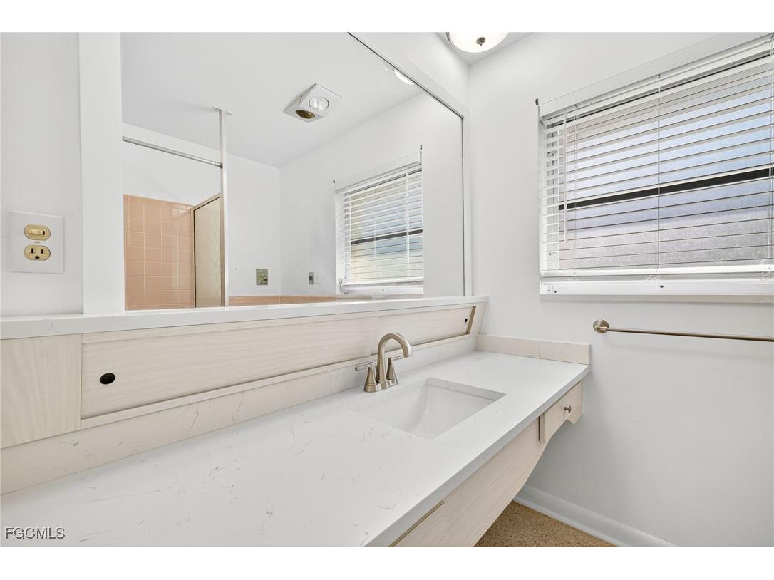 1216 SE 27th Street Cape Coral FL 33904 2025000590 image19