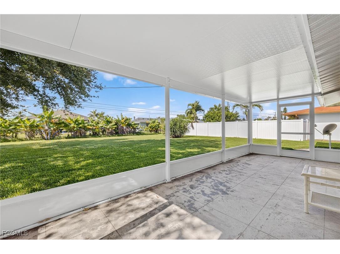 1216 SE 27th Street Cape Coral FL 33904 2025000590 image20