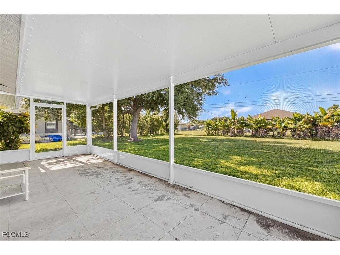 1216 SE 27th Street Cape Coral FL 33904 2025000590 image21