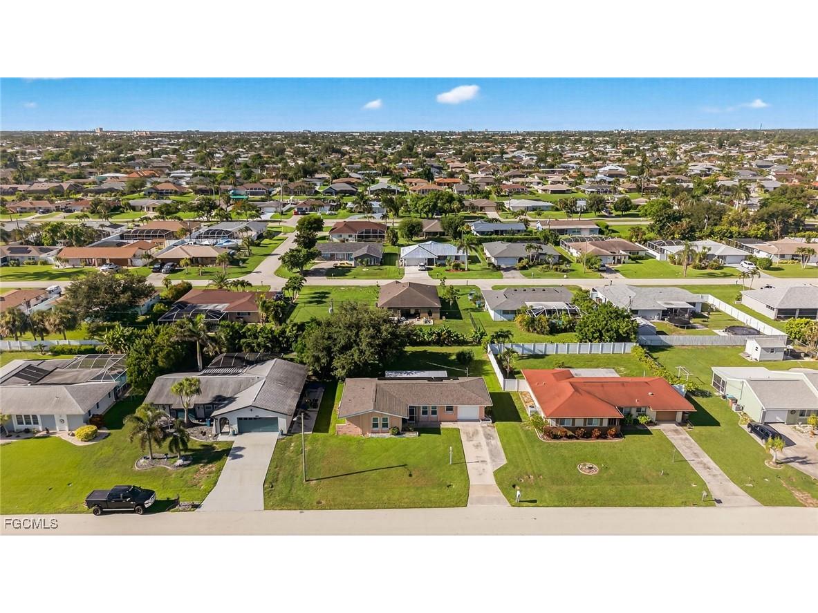 1216 SE 27th Street Cape Coral FL 33904 2025000590 image28