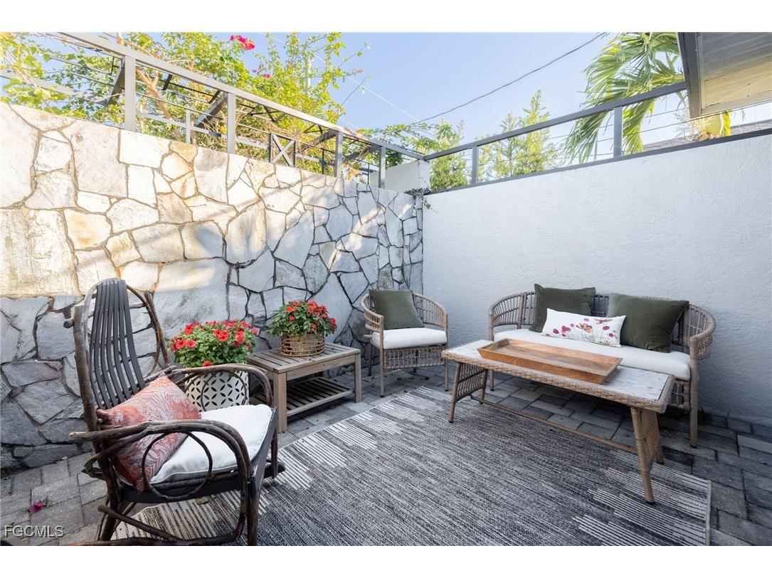 1216 SE 2nd Street Cape Coral FL 33990 2025024115 image28