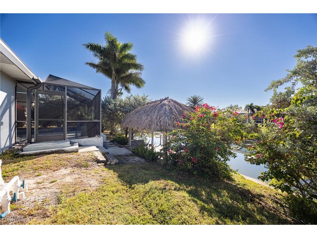 1216 SE 2nd Street Cape Coral FL 33990 2025024115 image39