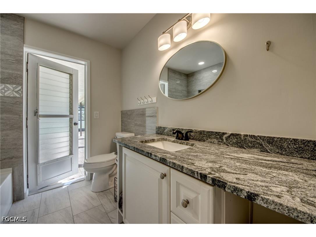 1216 SE 43rd Terrace Cape Coral FL 33904 2026018015 image18