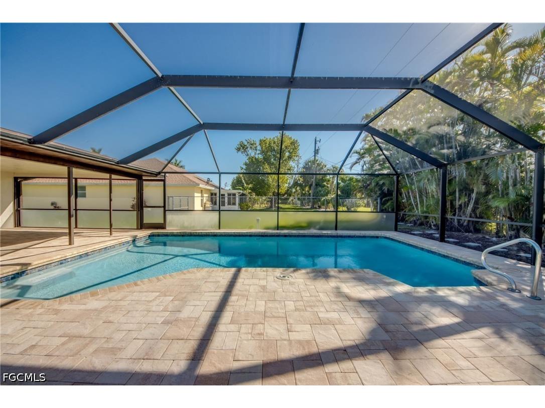 1216 SE 43rd Terrace Cape Coral FL 33904 2026018015 image22