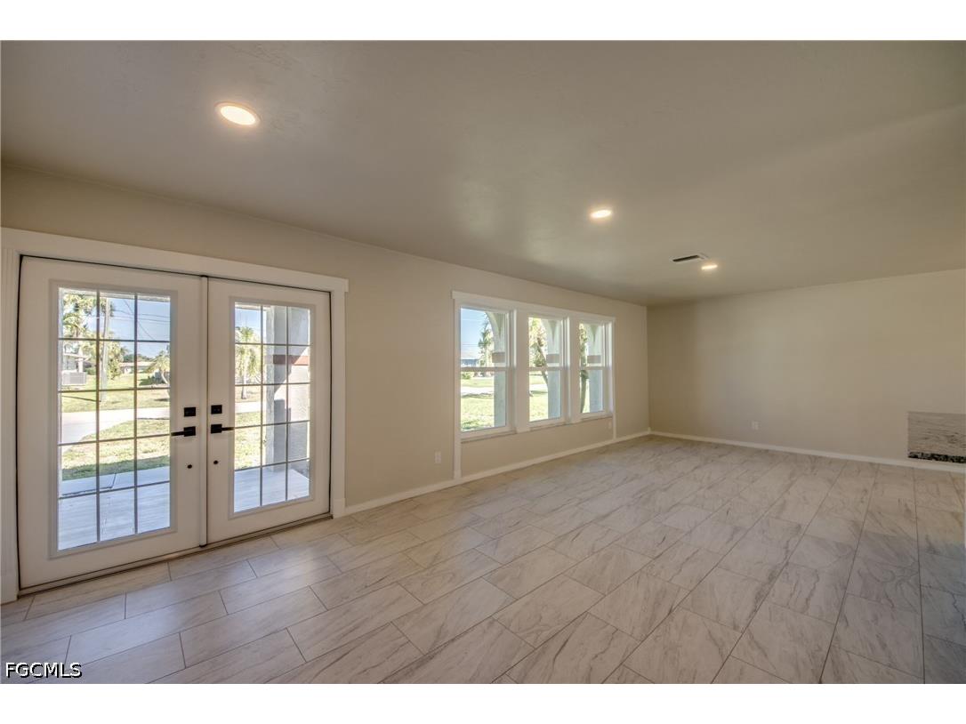1216 SE 43rd Terrace Cape Coral FL 33904 2026018015 image6