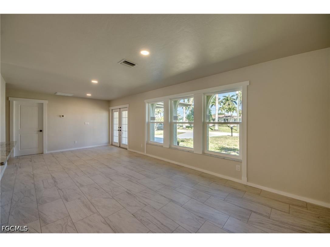 1216 SE 43rd Terrace Cape Coral FL 33904 2026018015 image7