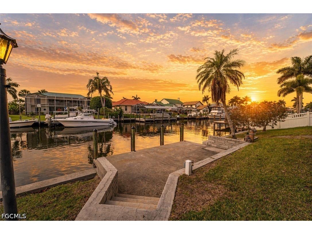 1216 SW 53rd Street Cape Coral FL 33914 2026017693 image2