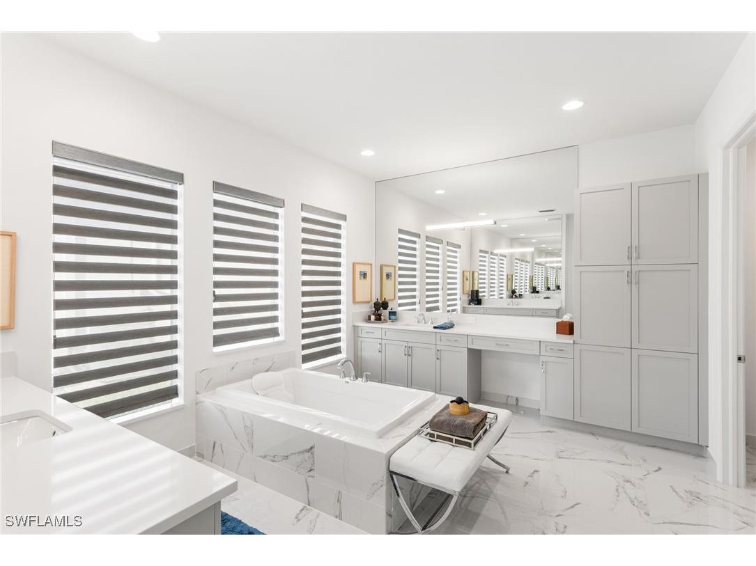 12165 Eucalyptus Way Naples FL 34120 225082627 image16