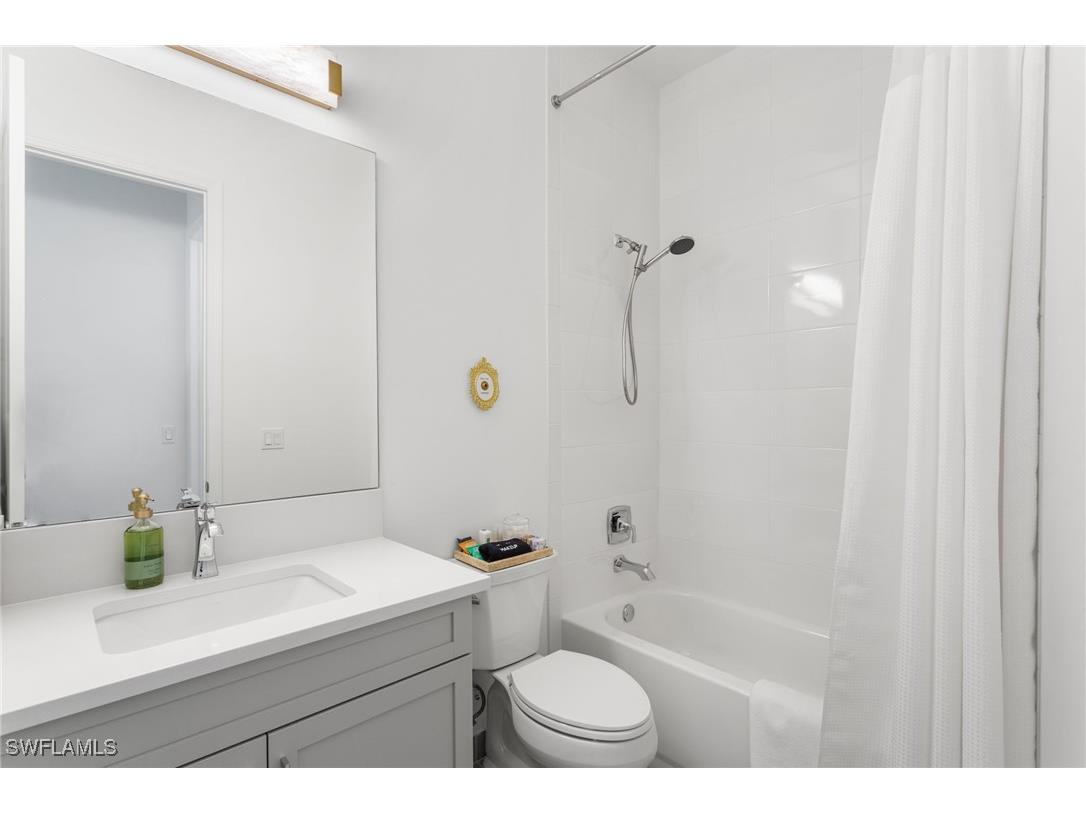 12165 Eucalyptus Way Naples FL 34120 225082627 image19