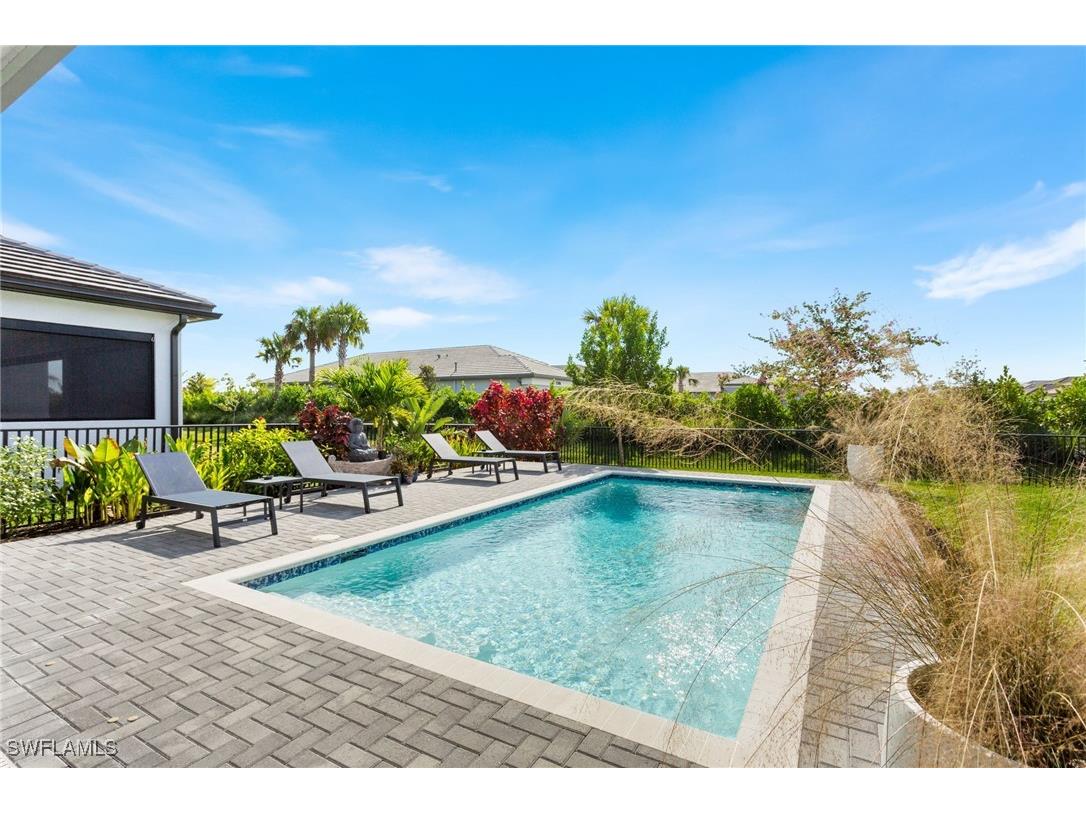 12165 Eucalyptus Way Naples FL 34120 225082627 image25