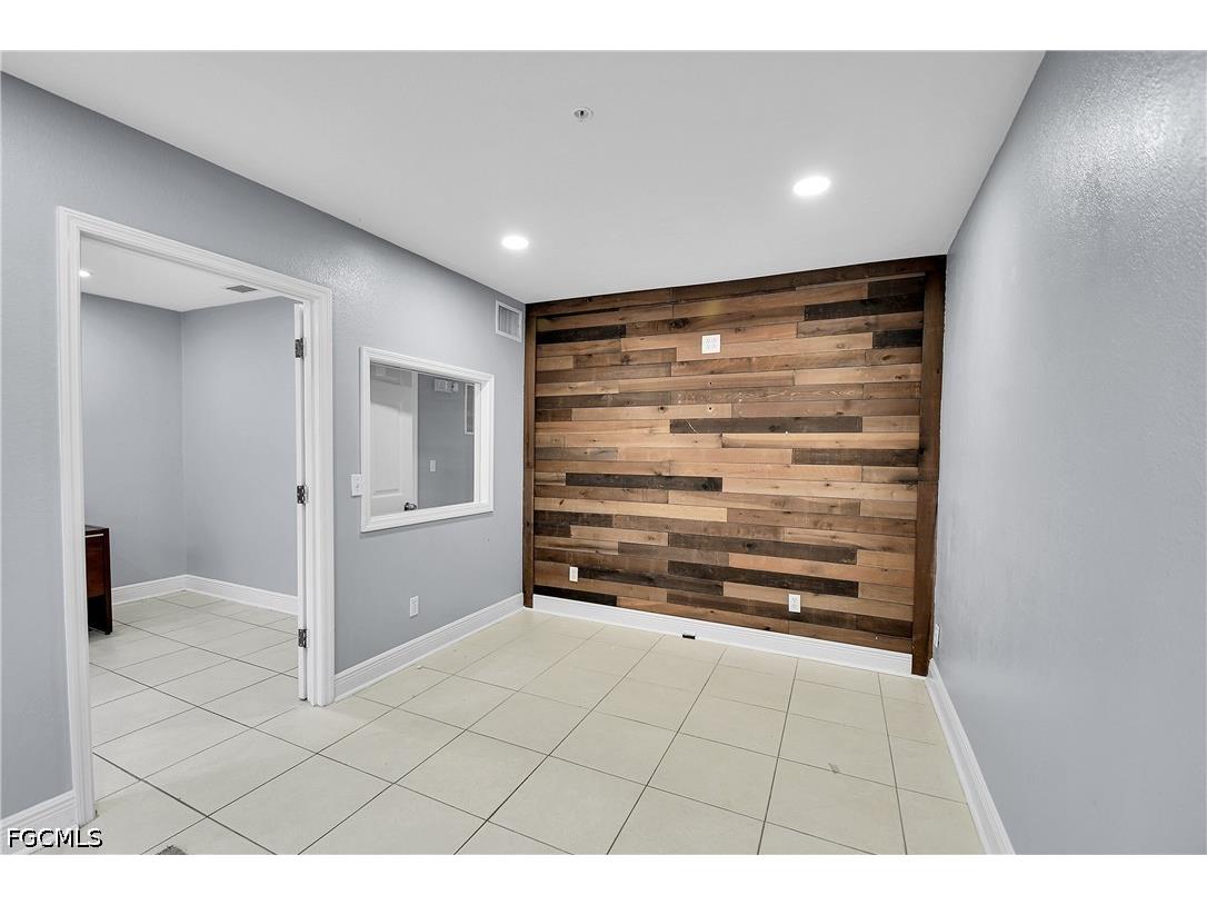12165 Metro Pkwy #1-4 Fort Myers FL 33966 2026028875 image13