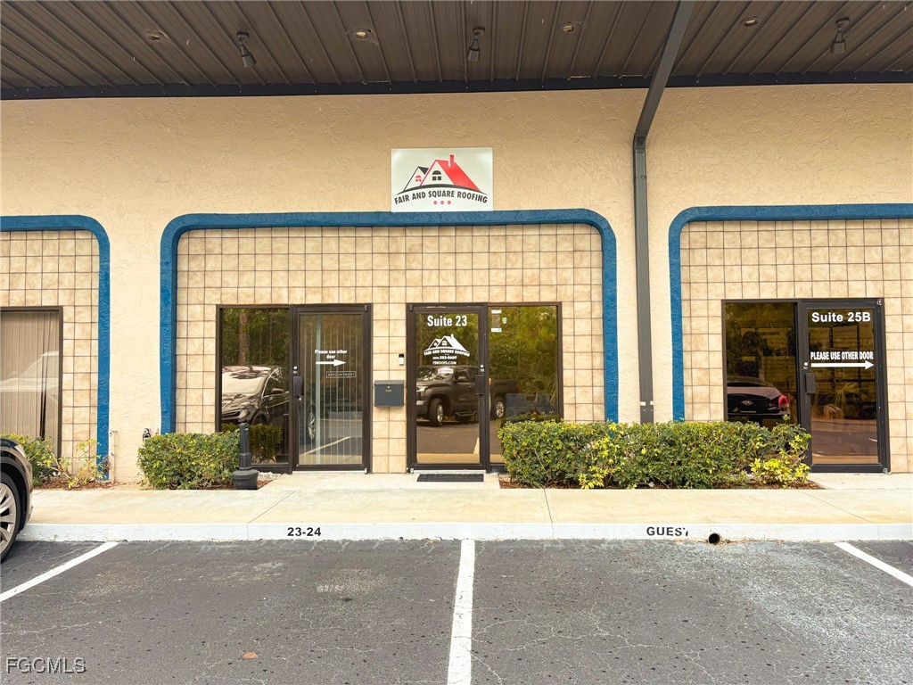 12165 Metro Parkway #23 Fort Myers FL 33966 2025020420 image2