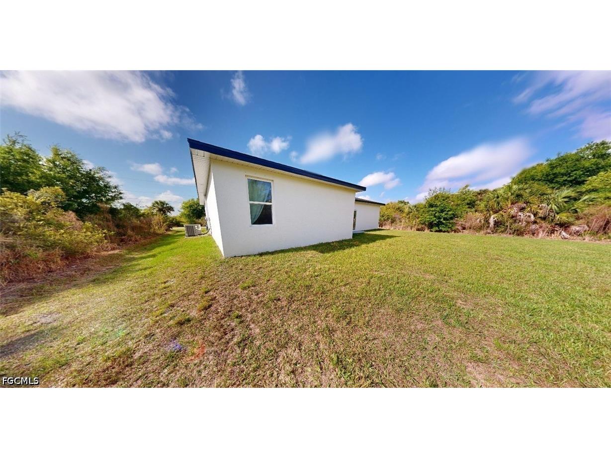 12168 Van Gough Avenue Port Charlotte FL 33981 2026014579 image26