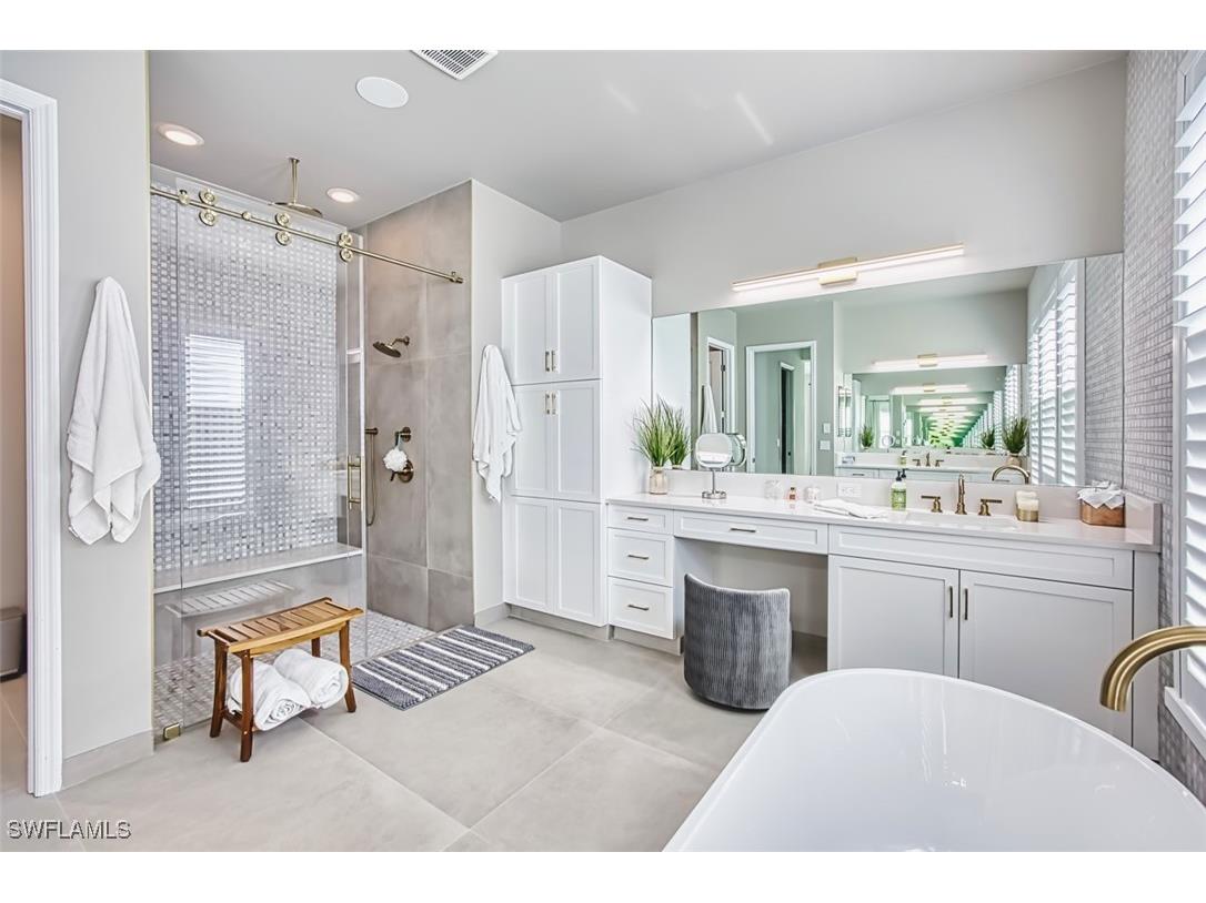 12169 Eucalyptus Way Naples FL 34120 225076983 image20