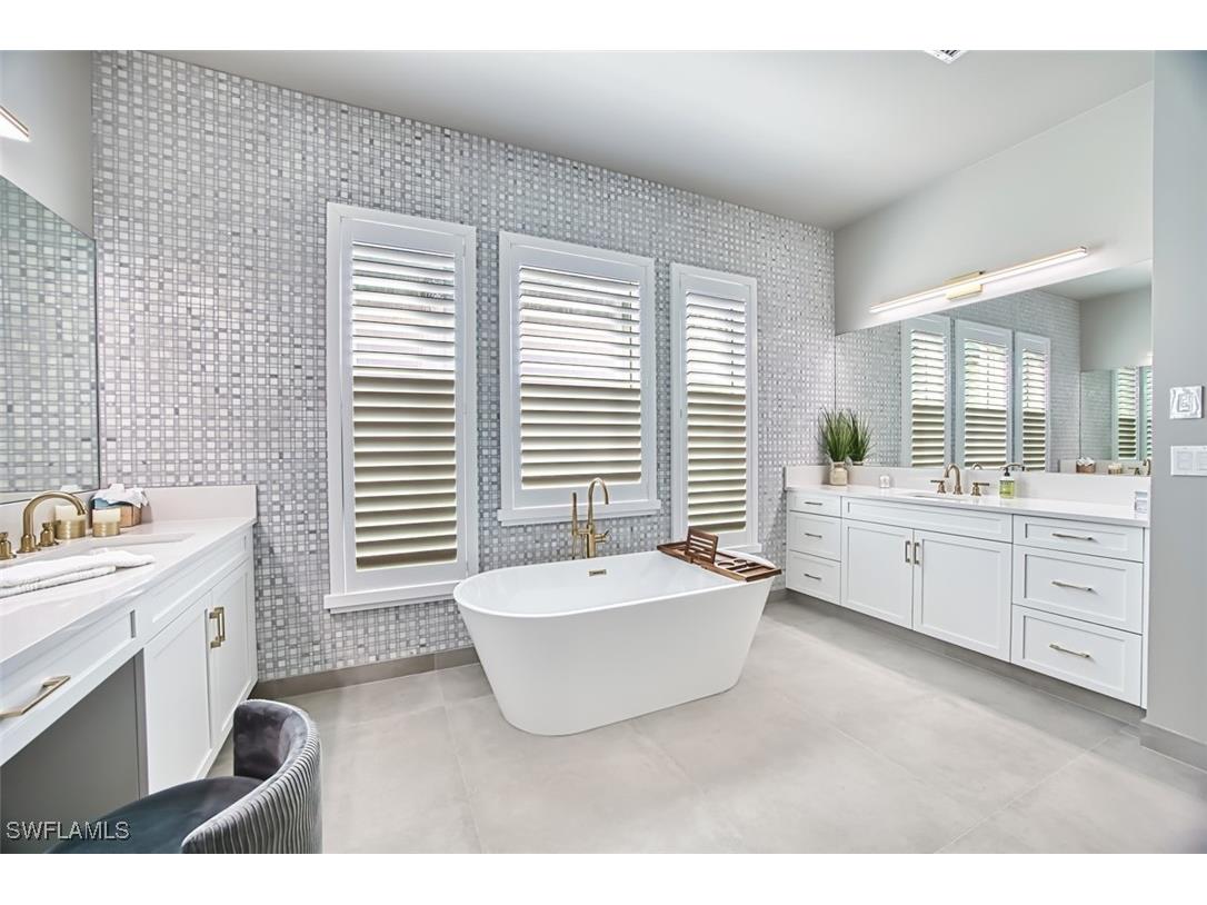 12169 Eucalyptus Way Naples FL 34120 225076983 image21