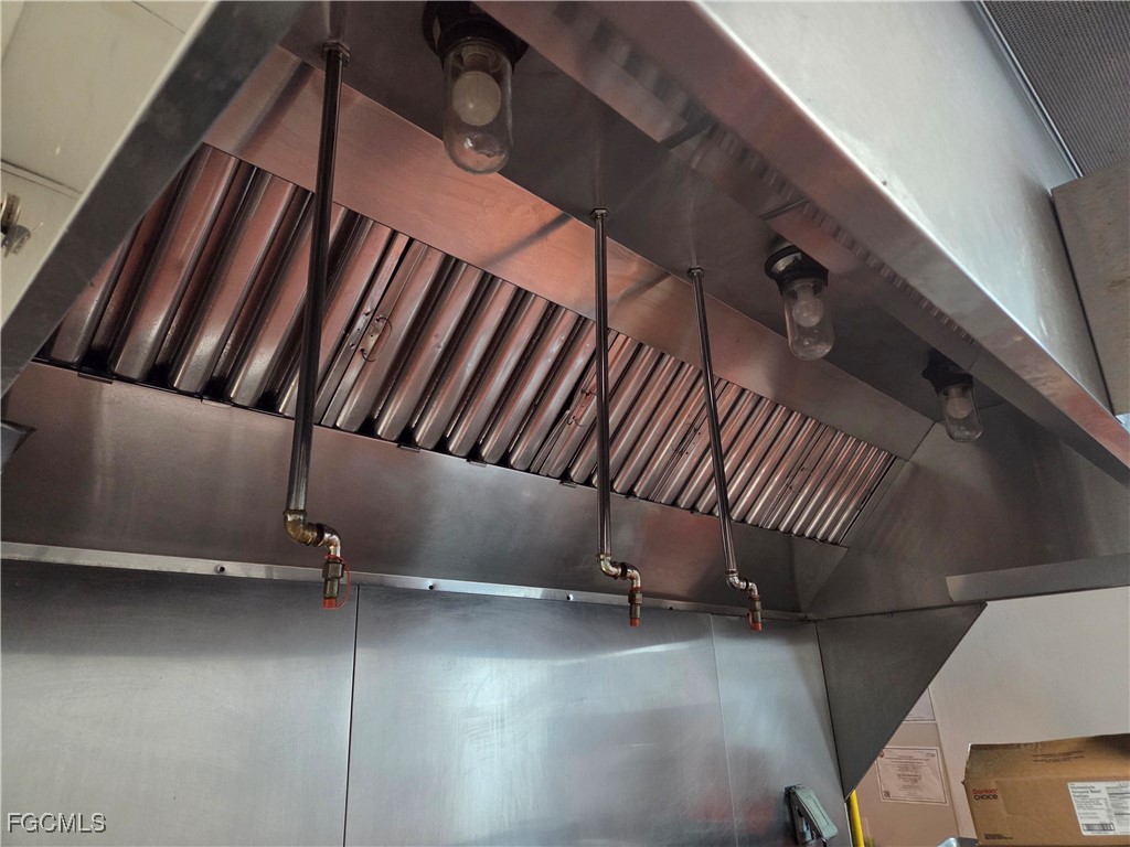 1217 Del Prado Boulevard S Cape Coral FL 33990 2025004149 image9