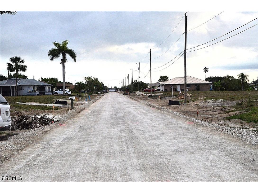 1217 NE 13th Place Cape Coral FL 33909 2026016969 image7