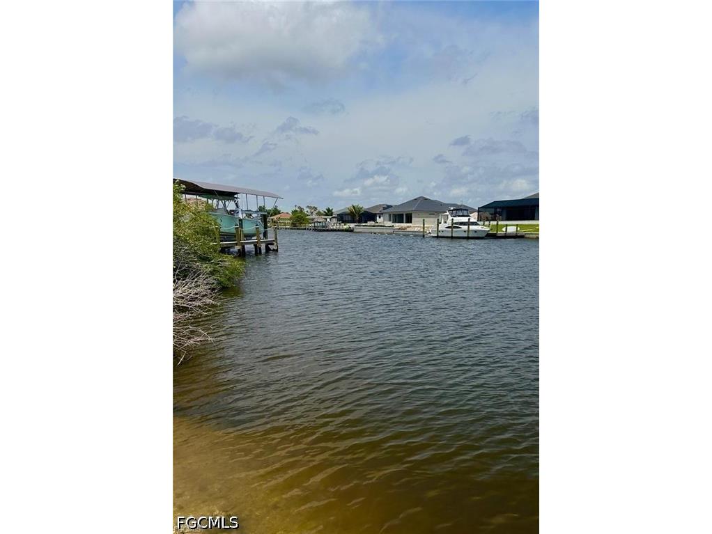 1217 NW 41st Place Cape Coral FL 33993 2026014254 image3