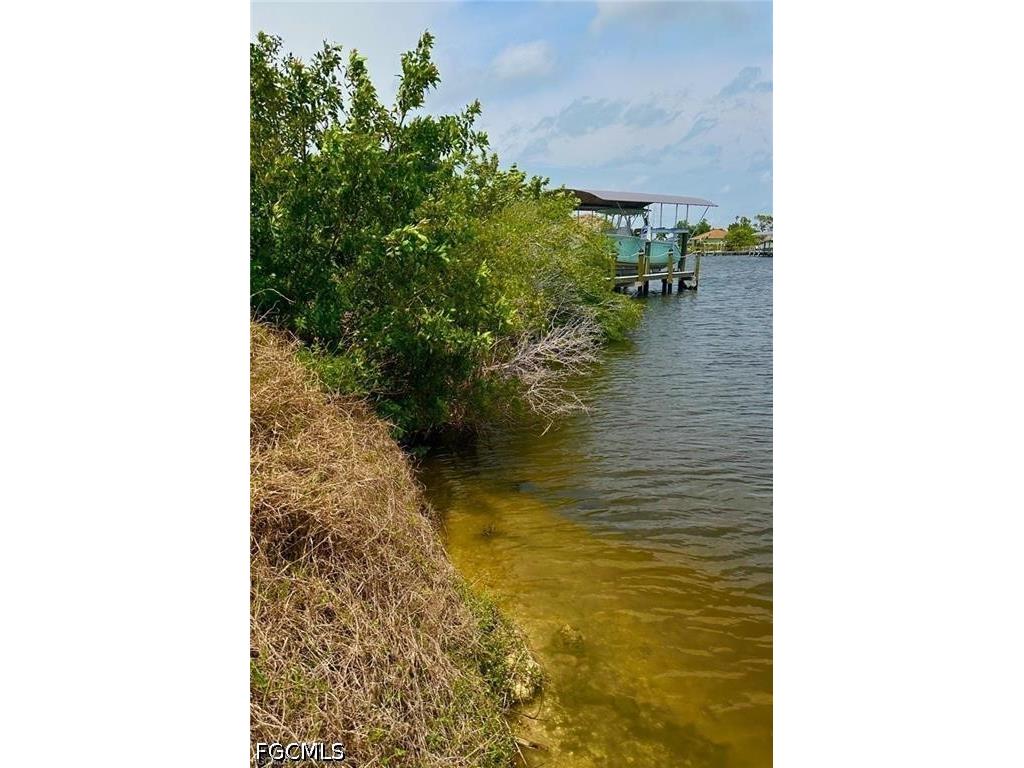 1217 NW 41st Place Cape Coral FL 33993 2026014254 image4