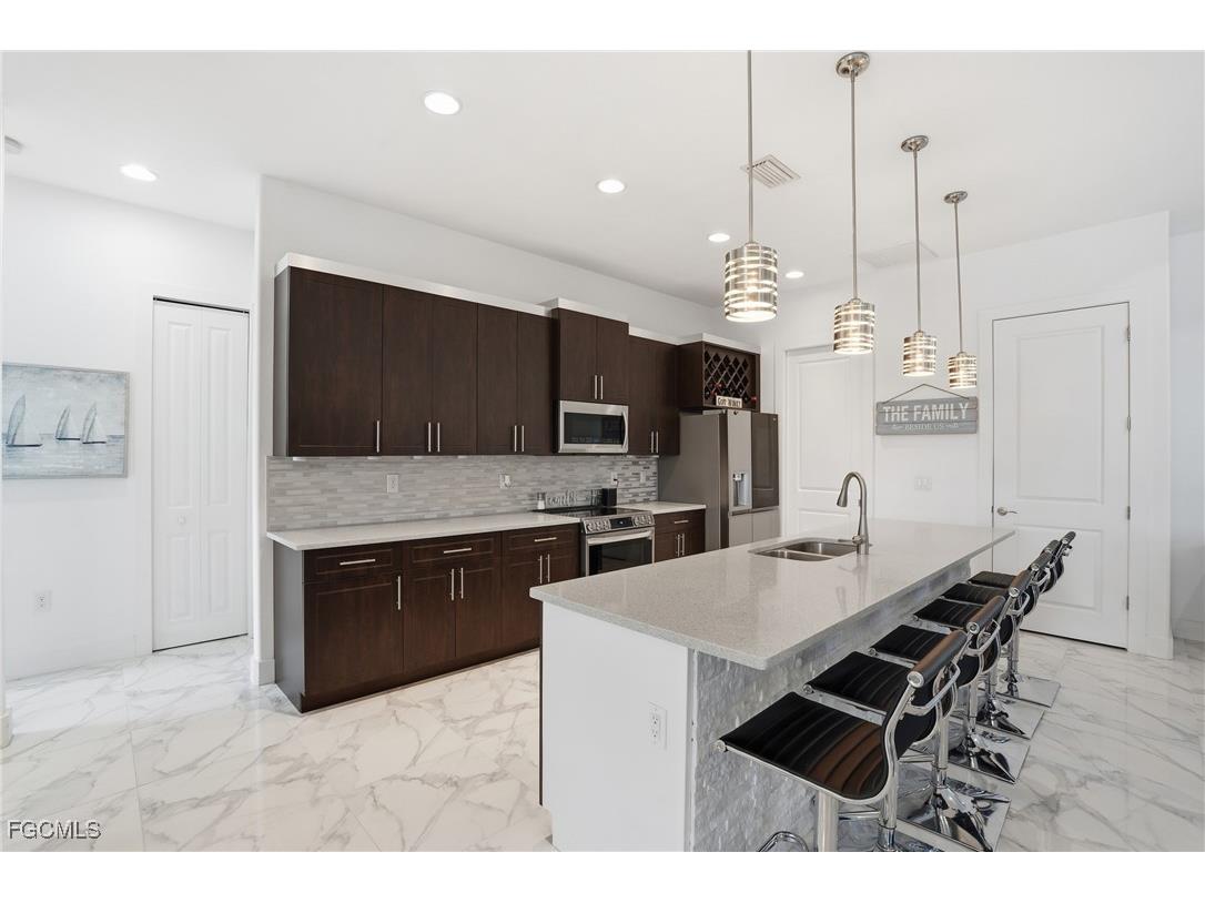 1217 SW 15th Terrace Cape Coral FL 33991 2025016258 image12