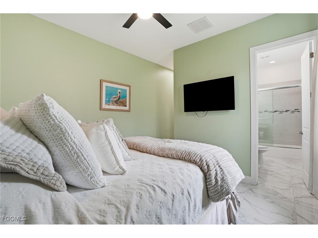 1217 SW 15th Terrace Cape Coral FL 33991 2025016258 image27