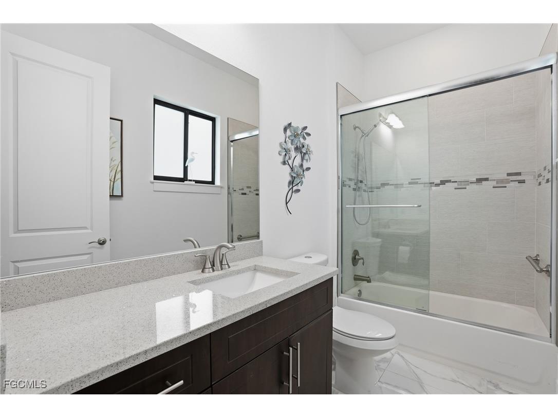 1217 SW 15th Terrace Cape Coral FL 33991 2025016258 image28