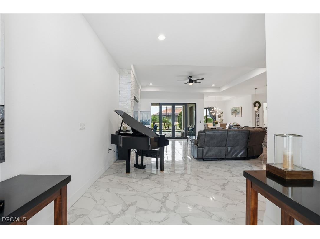 1217 SW 15th Terrace Cape Coral FL 33991 2025016258 image5