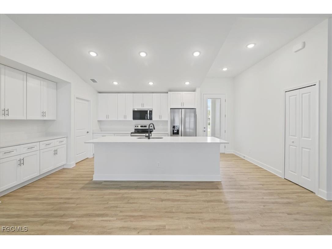 1217 SW 20th Street Cape Coral FL 33993 2025007972 image8