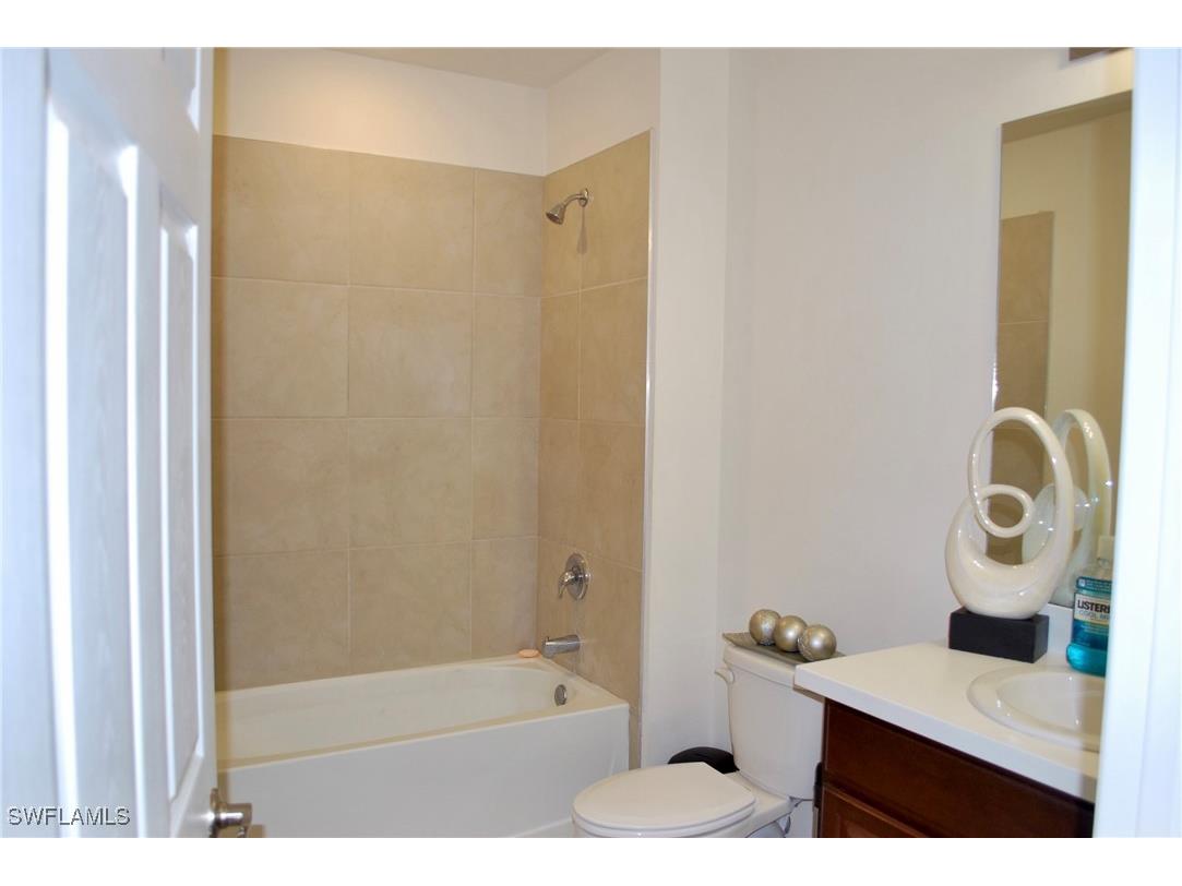 1217 Santa Barbara Boulevard N Cape Coral FL 33993 225064957 image12