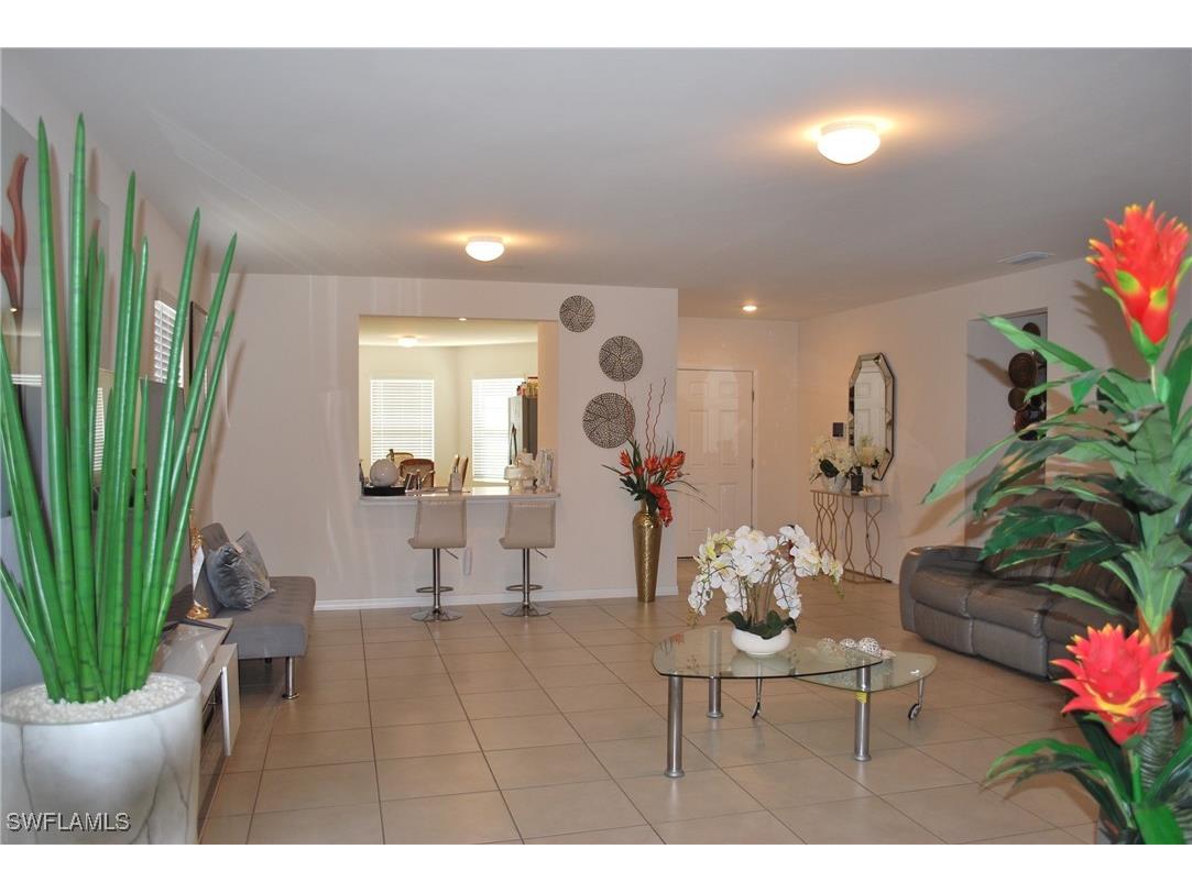 1217 Santa Barbara Boulevard N Cape Coral FL 33993 225064957 image2