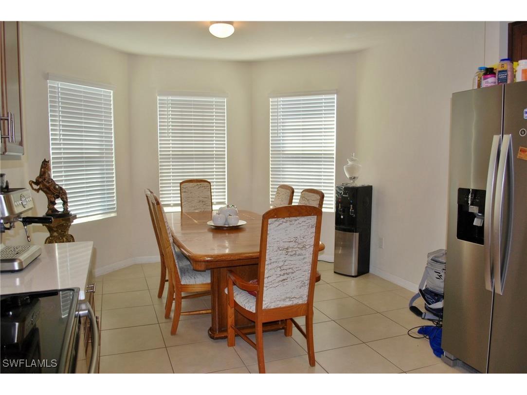 1217 Santa Barbara Boulevard N Cape Coral FL 33993 225064957 image4