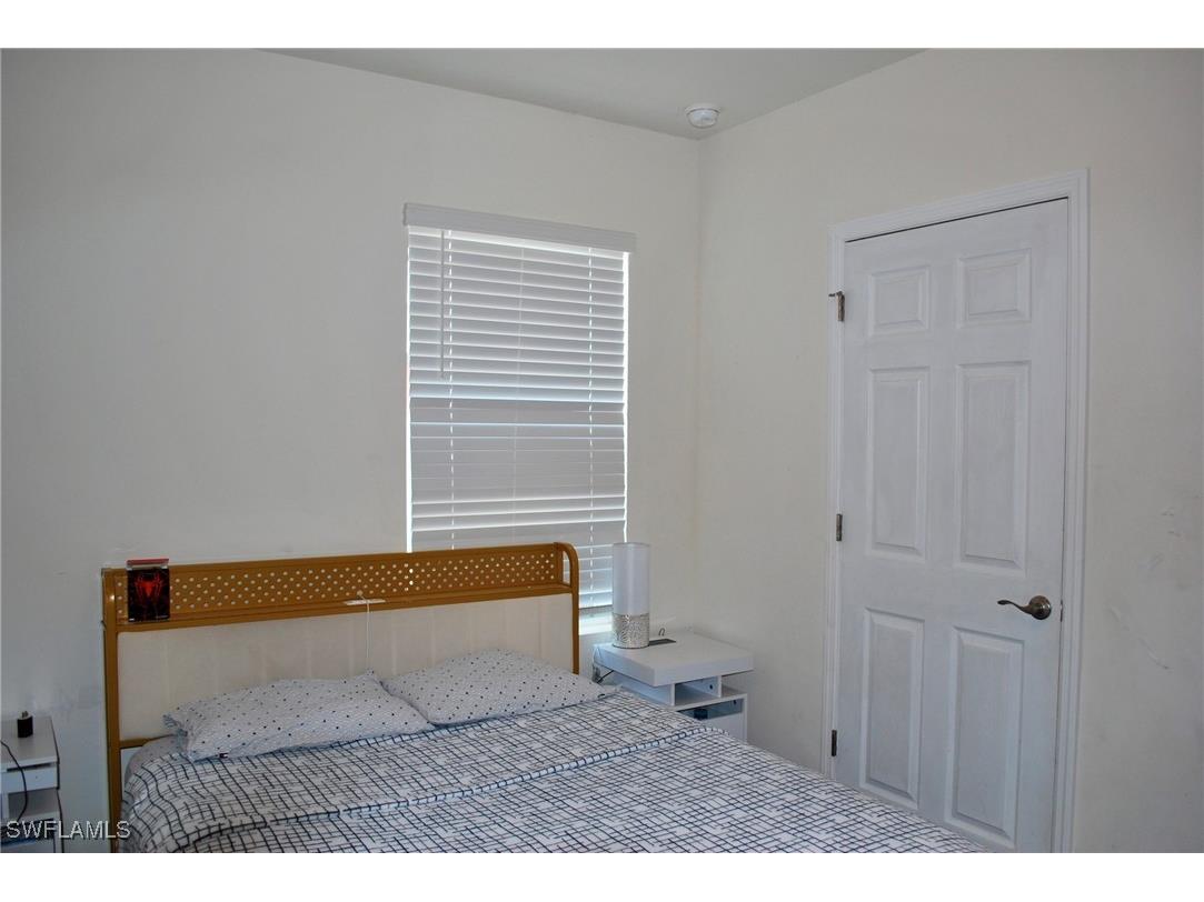 1217 Santa Barbara Boulevard N Cape Coral FL 33993 225064957 image9