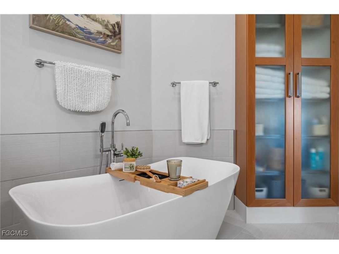 12170 Siesta Drive Fort Myers Beach FL 33931 2025012226 image12